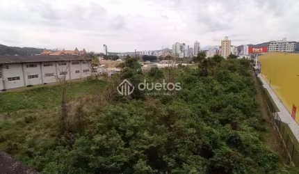 TERRENO NO CENTRO DE BRUSQUE
