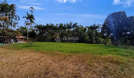 Terreno 10 mil M² com lagoa
