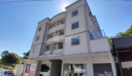Apartamento com 1 quarto  uma suíte semimobiliado no centro II para locação
