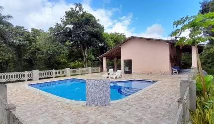 Propriedade com 20 mil metros quadrados na melhor localização de Aldeia!