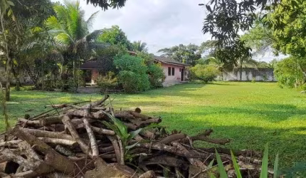 Propriedade na melhor localização de Aldeia!