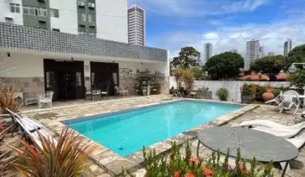 Com com 6 quartos e área de lazer com piscina e espaço gourmet na Encruzilhada - Recife - PE