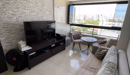 Apartamento com 3 quartos, sendo 1 suíte, no bairro da Torre, Recife/PE