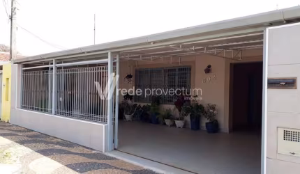 Casa com 3 quartos à venda na Rua Patrocínio do Sapucaí, 602, Jardim Flamboyant, Campinas, 206 m2 por R$ 780.000