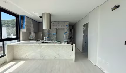 Linda cobertura mobiliada com 3 quartos a venda em Jurerê