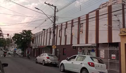 Sala para locação,porta para a rua, para qualquer tipo de segmento, área Central na cidade de Tauba