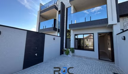Triplex três suítes balneário Currais