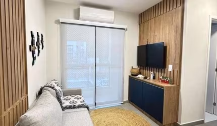 Apartamento dois dormitórios em Caiobá
