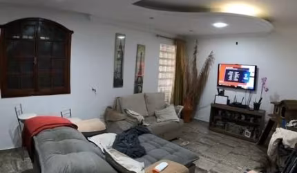 Casa com 5 quartos à venda na Santa Terezinha, Belo Horizonte  por R$ 1.600.000