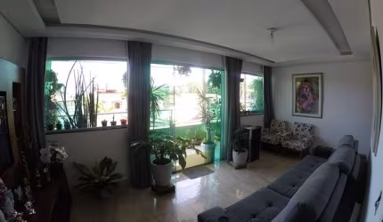 Casa com 7 quartos à venda em Itatiaia, Belo Horizonte  por R$ 1.300.000