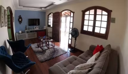 Casa com 3 quartos à venda em Paquetá, Belo Horizonte  por R$ 1.500.000