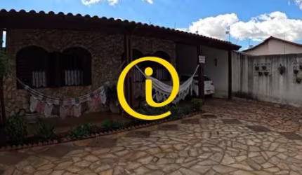 Casa com 3 quartos à venda em Ouro Preto, Belo Horizonte  por R$ 1.300.000