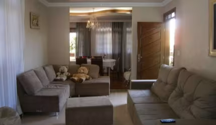 Casa com 3 quartos à venda em São Luiz, Belo Horizonte  por R$ 1.900.000
