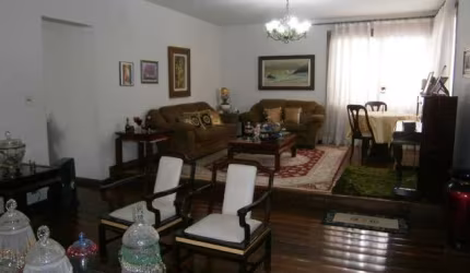 Casa com 5 quartos à venda no São José, Belo Horizonte  por R$ 1.500.000