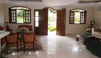 Casa com 6 quartos à venda em Bandeirantes, Belo Horizonte  por R$ 2.700.000