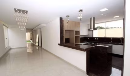 Casa com 3 quartos à venda em Braúnas, Belo Horizonte  por R$ 3.000.000