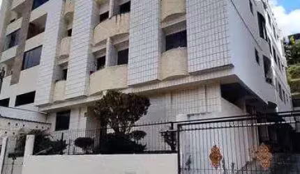 Cobertura triplex para venda possui 210 metros quadrados com 3 quartos