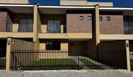 LINDO SOBRADO EM CONDOMÍNIO FECHADO NO BAIRRO OURO FINO