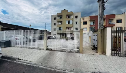LINDO APARTAMENTO SEMI MOBILIADO COM 2 QUARTOS E UMA VISTA LINDA
