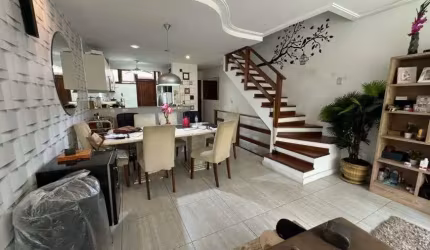 CASA EM CONDOMINIO COM INFRAESTRUTURA DE LAZER