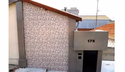 Casa à venda em Jundiaí, Vila Rio Branco, com 2 quartos, 75m²