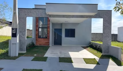 Casa em condomínio à Venda em Jardim Residencial Jardim, Sorocaba - SP