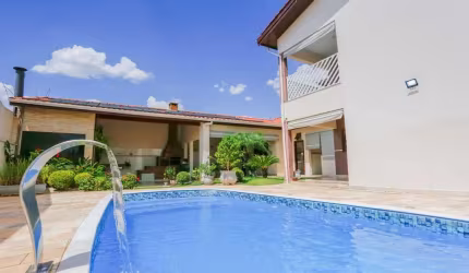 Casa de Alto Padrão No Jardim Julio de Mesquita