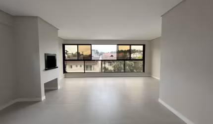 Apartamento com 3 quartos à venda em Água Verde, Blumenau , 110 m2 por R$ 749.000
