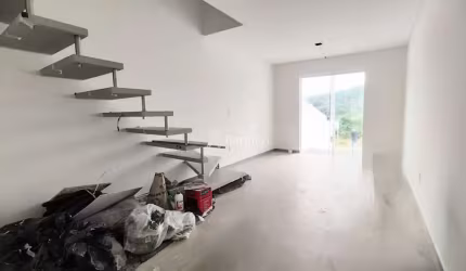 Casa com 2 quartos à venda no Itoupava Central, Blumenau , 73 m2 por R$ 320.000