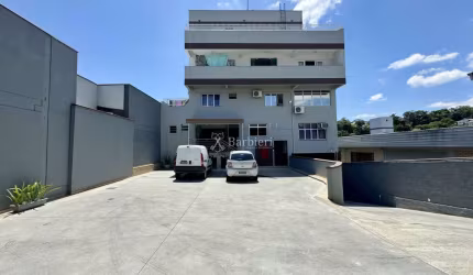 Ponto comercial com 3 salas para alugar em Água Verde, Blumenau , 187 m2 por R$ 4.500
