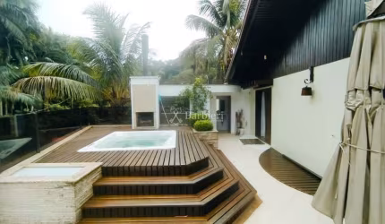 Casa com 3 quartos para alugar no Do Salto, Blumenau , 380 m2 por R$ 7.500