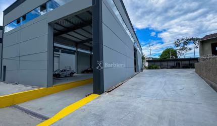 Barracão / Galpão / Depósito com 5 salas para alugar no Valparaíso, Blumenau , 800 m2 por R$ 24.500