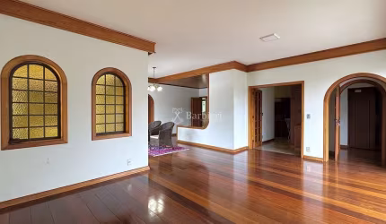 Apartamento com 4 quartos para alugar no Garcia, Blumenau , 244 m2 por R$ 5.000