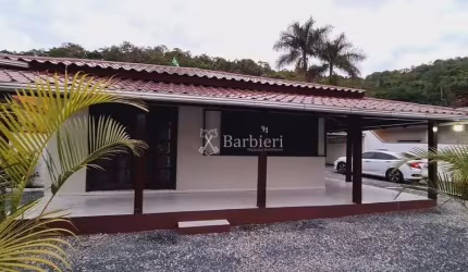 Casa com 3 quartos à venda no Cedrinho, Brusque , 200 m2 por R$ 780.000