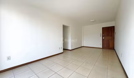 Apartamento com 2 quartos para alugar no Victor Konder, Blumenau , 75 m2 por R$ 2.500