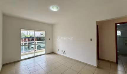 Apartamento com 3 quartos para alugar na Escola Agrícola, Blumenau , 100 m2 por R$ 2.000