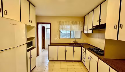 Apartamento com 3 quartos para alugar na Vila Nova, Blumenau , 120 m2 por R$ 2.800