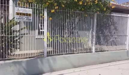 Casa à venda 4 Quartos, 1 Suite, 1 Vaga, 270M², Santana, Pindamonhangaba - SP