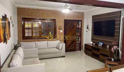Casa à venda 5 Quartos, 2 Suites, 2 Vagas, 300M², Parque das Nações, Pindamonhangaba - SP