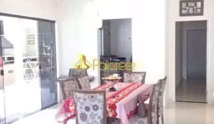 Casa à venda 3 Quartos, 1 Suite, 4 Vagas, 230M², Nossa Senhora do Perpétuo Socorro, Pindamonhangaba