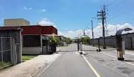 Casa à venda 2 Quartos, 1 Suite, 2 Vagas, 175M², Condomínio Residencial e Comercial Laguna, Pindamo