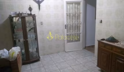 Casa à venda 4 Quartos, 1 Suite, 3 Vagas, 300M², Parque São Domingos, Pindamonhangaba - SP