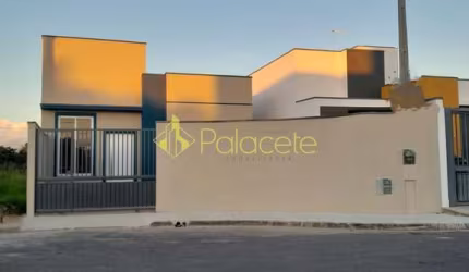 Casa à venda 3 Quartos, 1 Suite, 2 Vagas, 176M², Res. Santa Clara, Pindamonhangaba - SP