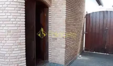 Casa à venda 4 Quartos, 1 Suite, 2 Vagas, 250M², Jardim Independência, Taubaté - SP