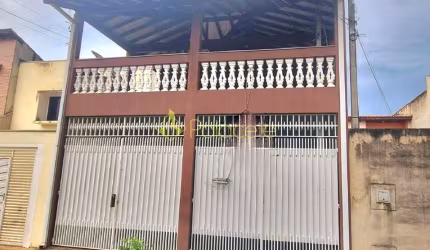 Casa à venda 3 Quartos, 1 Suite, 2 Vagas, 175M², Santa Terezinha, Aparecida - SP