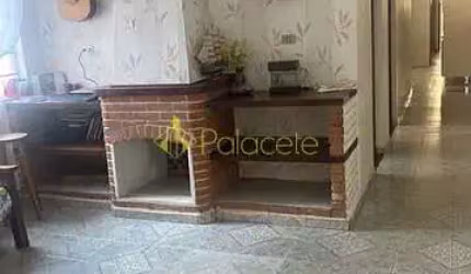 Casa à venda 2 Quartos, 5 Vagas, 240M², Alto São Pedro, Taubaté - SP