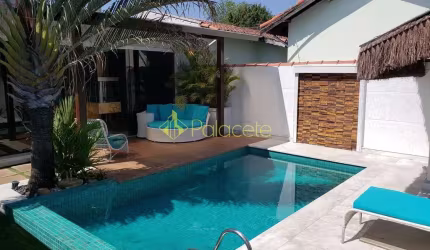 Casa à venda 3 Quartos, 3 Suites, 4 Vagas, 300M², Jardim Padre Rodolfo, Pindamonhangaba - SP