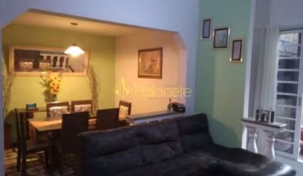 Casa à venda 3 Quartos, 1 Suite, 1 Vaga, 210M², Bela Vista, Pindamonhangaba - SP