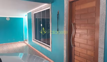 Casa à venda 3 Quartos, 3 Vagas, 250M², Abaete, Taubaté - SP