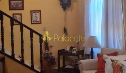 Casa à venda 3 Quartos, 1 Suite, 2 Vagas, 204M², Jardim Rosely, Pindamonhangaba - SP